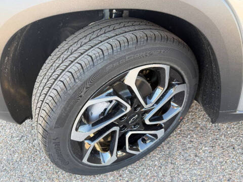 2025 Chevrolet Trax RS