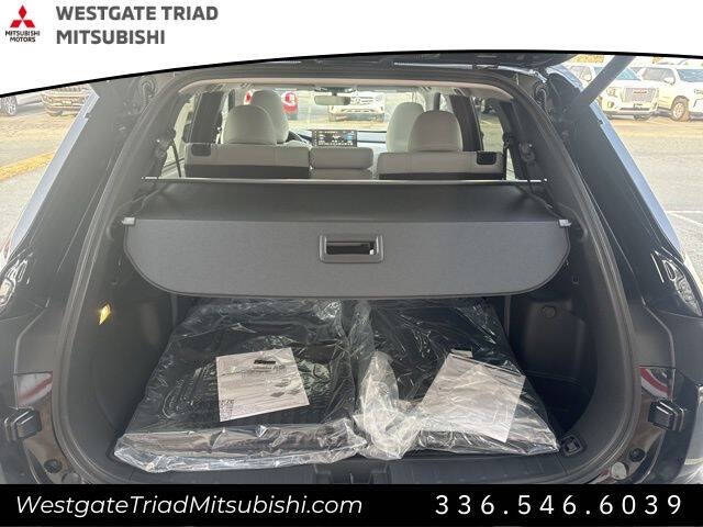 2025 Mitsubishi Outlander SE