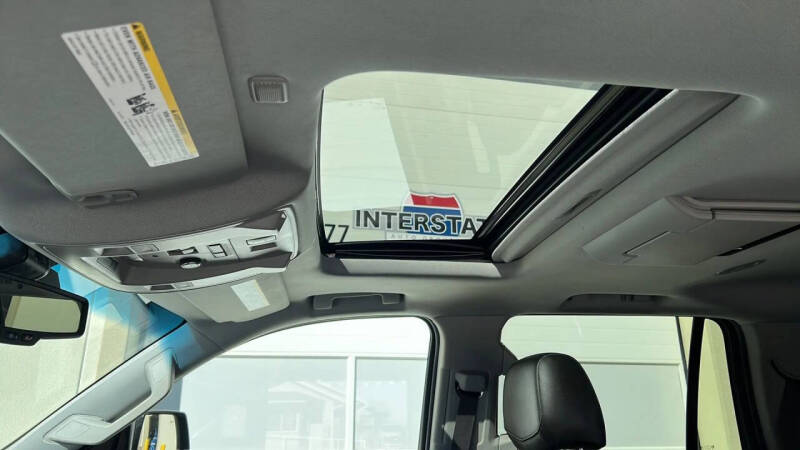 2016 Cadillac Escalade Luxury Collection