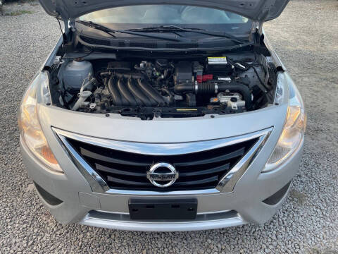 2018 Nissan Versa SV