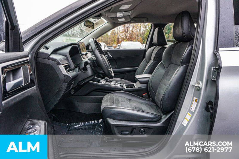 2024 Mitsubishi Outlander SE