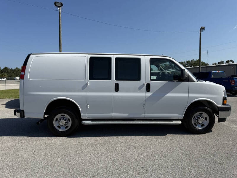 2024 Chevrolet Express 2500