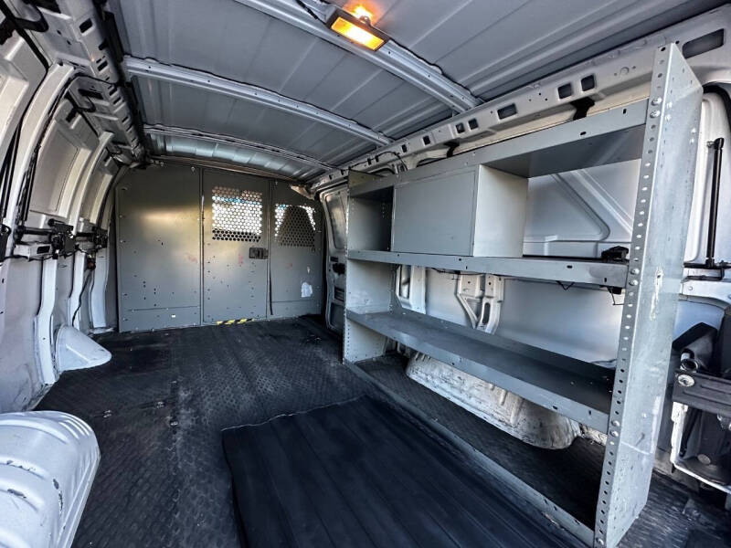 2009 GMC Savana 3500