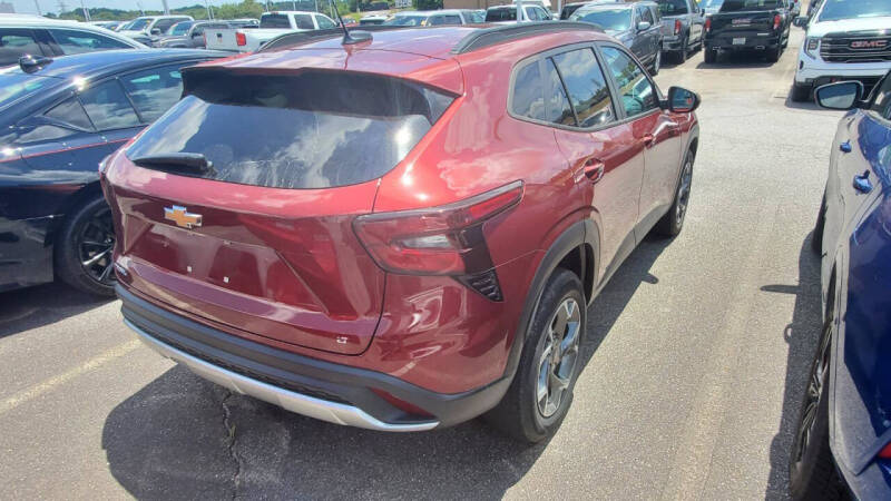 2024 Chevrolet Trax LT