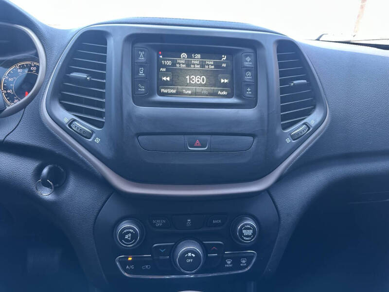 2017 Jeep Cherokee Latitude