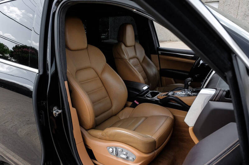 2012 Porsche Cayenne Turbo