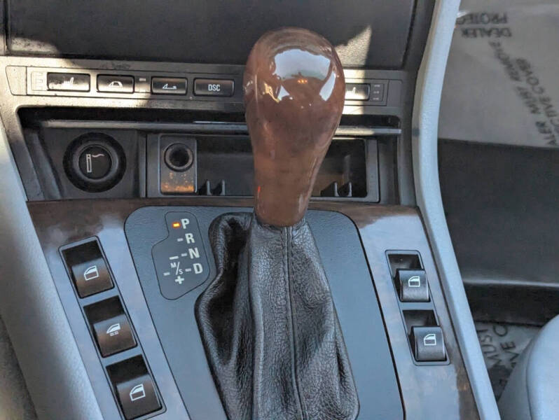 2002 BMW 3 Series 325Ci