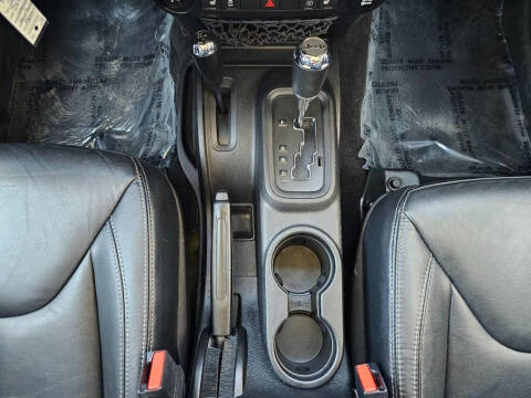 2013 Jeep Wrangler Unlimited Sahara