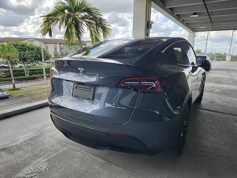 2023 Tesla Model Y Long Range