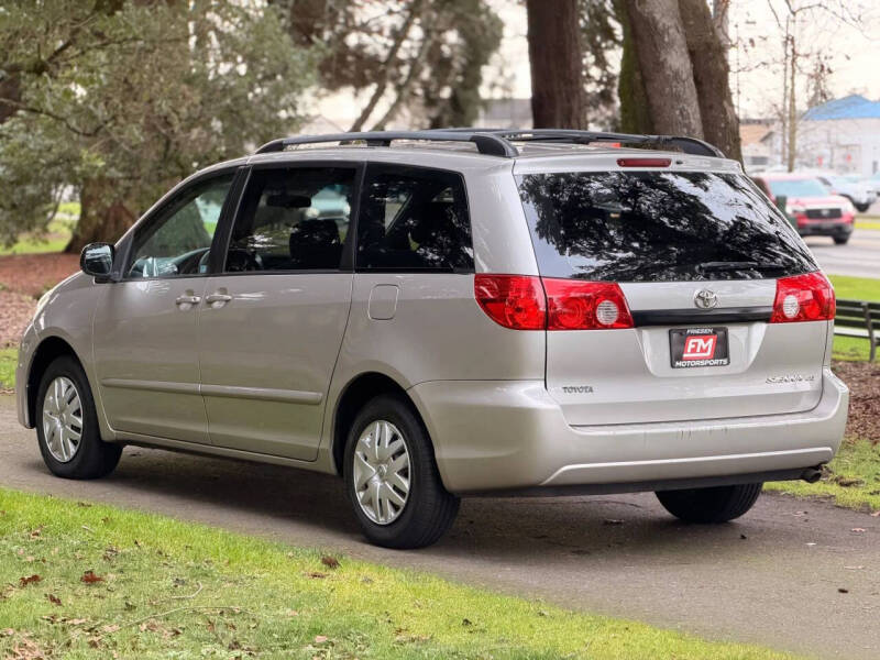 2006 Toyota Sienna
