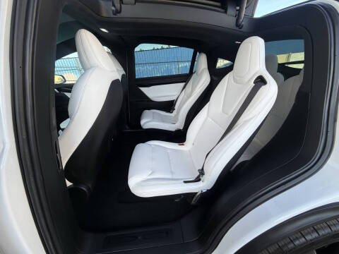 2020 Tesla Model X Long Range Plus