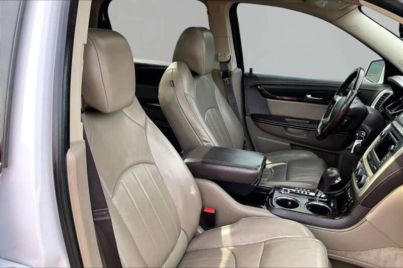 2016 GMC Acadia Denali