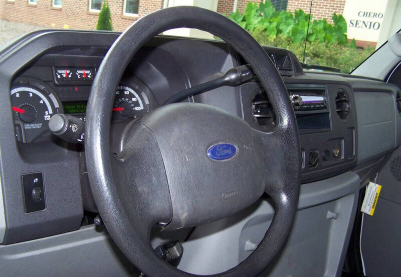 2010 Ford E-Series E-350 SD