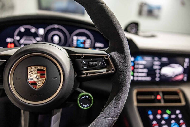 2023 Porsche Taycan GTS