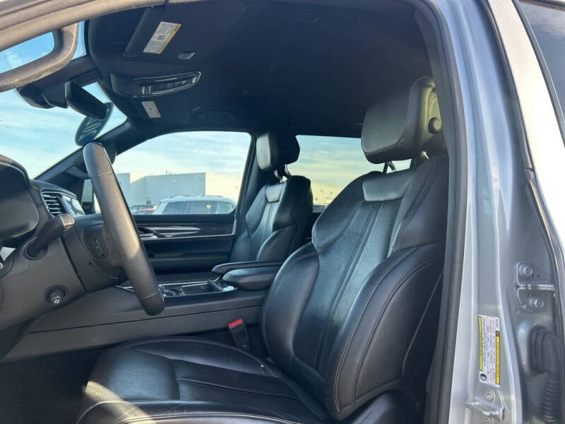 2022 Jeep Wagoneer Series III