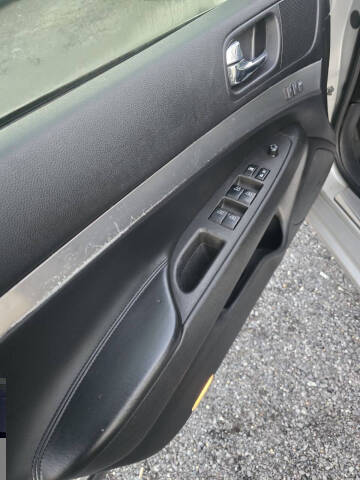 2012 Infiniti G37 Sedan x