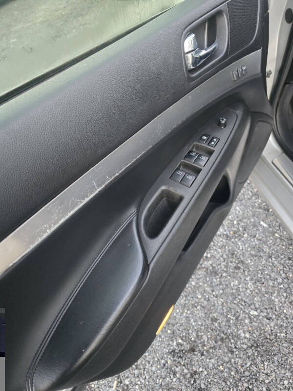 2012 Infiniti G37 Sedan x