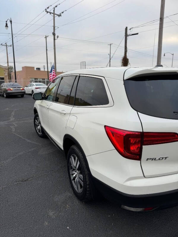 2017 Honda Pilot EX