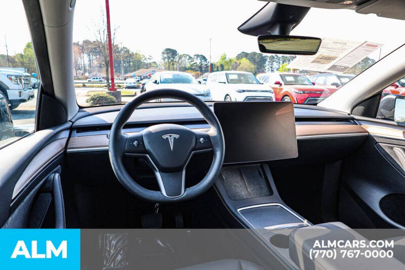2024 Tesla Model Y Long Range