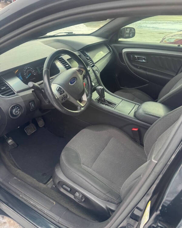 2014 Ford Taurus SEL