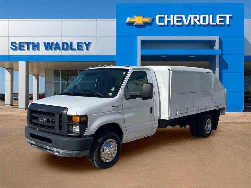 2011 Ford E-Series E-450 SD