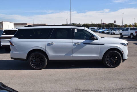 2025 Lincoln Navigator L Reserve