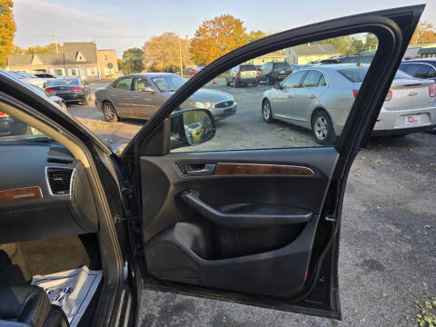 2011 Audi Q5 2.0T quattro Premium Plus