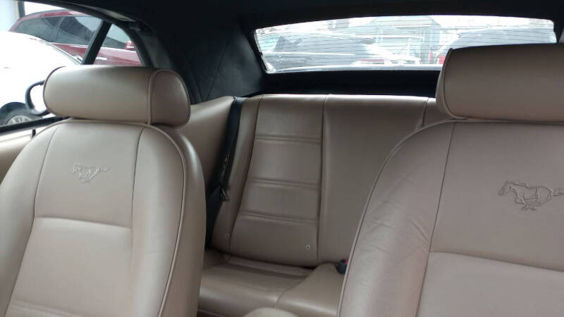 2003 Ford Mustang Premium