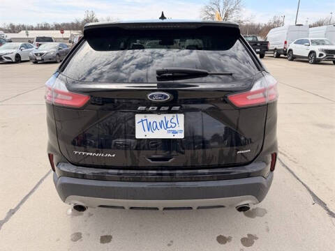 2022 Ford Edge Titanium