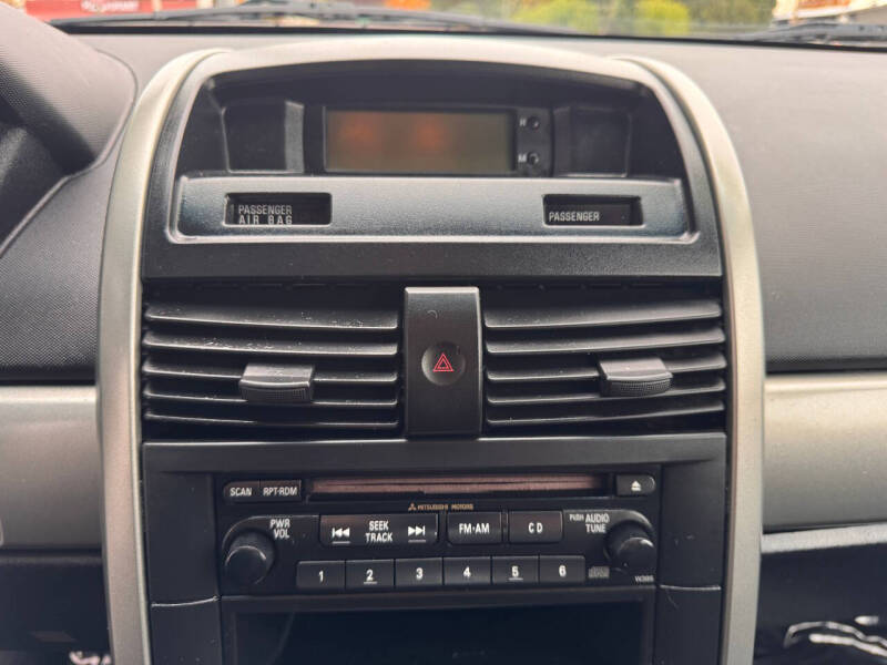 2004 Mitsubishi Galant ES