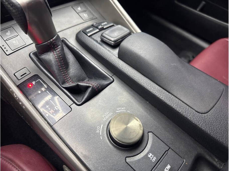 2016 Lexus IS 200t