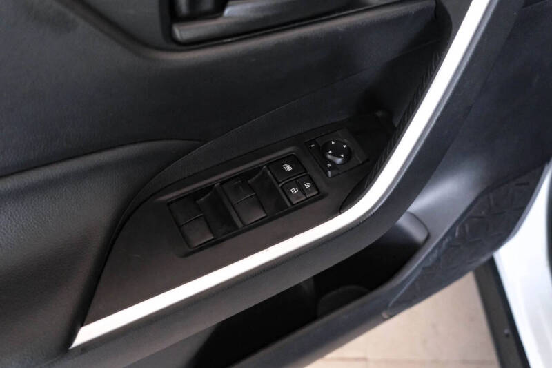 2020 Toyota RAV4 Hybrid LE