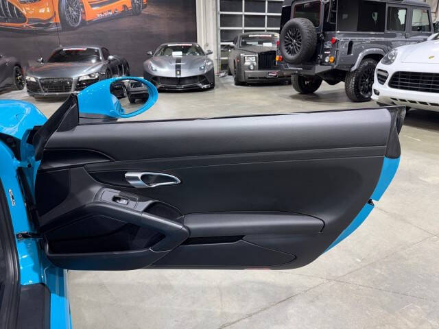 2019 Porsche 718 Cayman