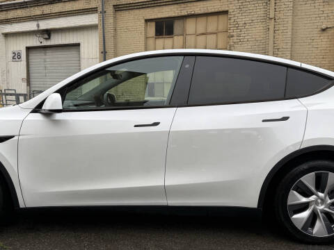 2020 Tesla Model Y Long Range