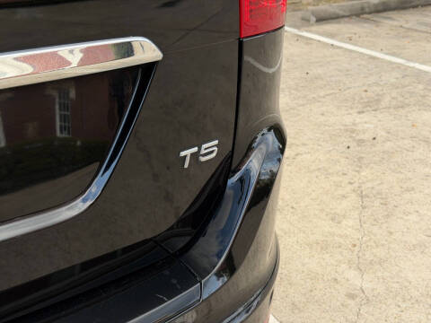 2015 Volvo XC60 T5 Drive-E Premier