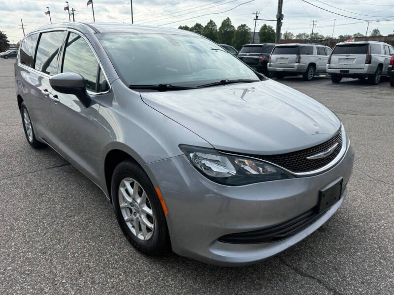 2018 Chrysler Pacifica LX