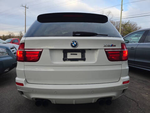 2011 BMW X5 M