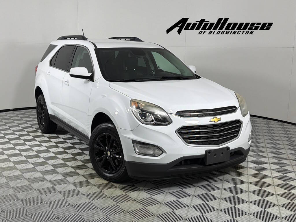 2017 Chevrolet Equinox LT's photo