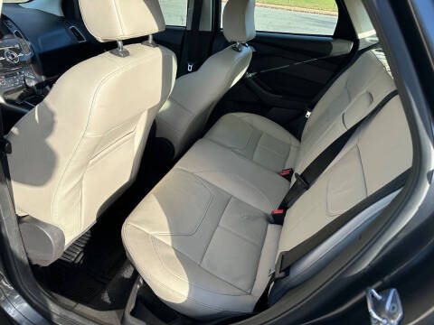 2015 Ford Focus Titanium