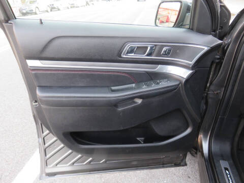 2018 Ford Explorer Sport