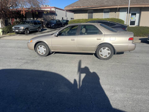 1998 Toyota Camry LE V6