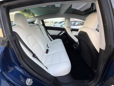 2019 Tesla Model 3 Standard Range Plus