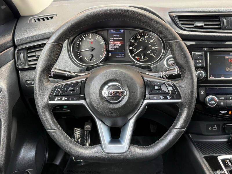 2019 Nissan Rogue SV