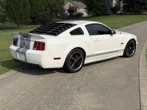 2007 Ford Mustang GT Deluxe