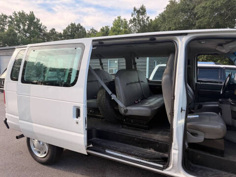 2011 Ford E-Series E-150 XL