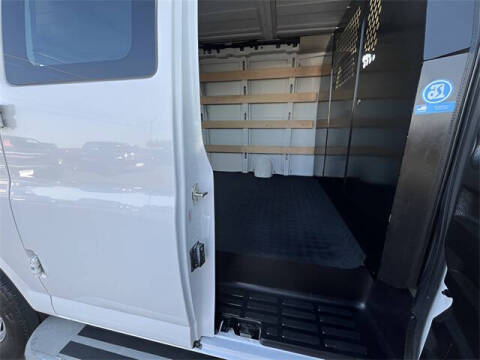 2023 Chevrolet Express 2500