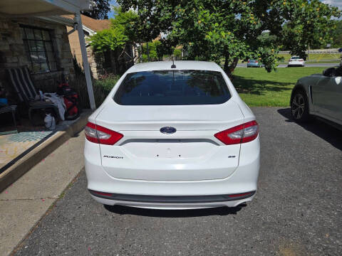 2014 Ford Fusion SE