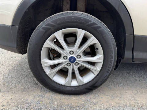 2018 Ford Escape SE