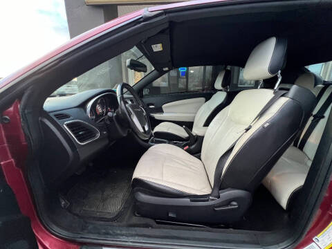 2013 Chrysler 200 Limited