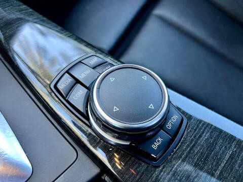 2017 BMW 3 Series 330i xDrive Gran Turismo